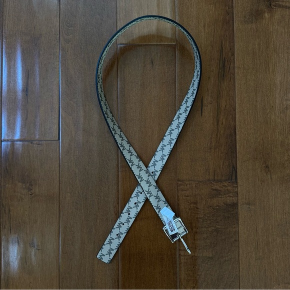 NWT Michael Kors Reversible Belt - Picture 2 of 7